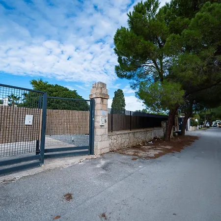 Gianto Pool & Villa