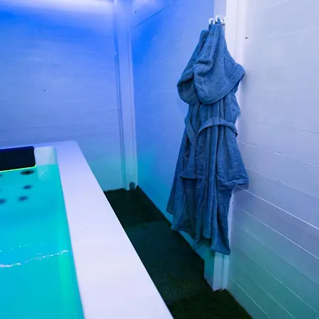 Gianto Pool & * Polignano a Mare