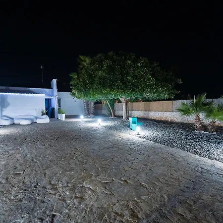 Villa Gianto Pool & *